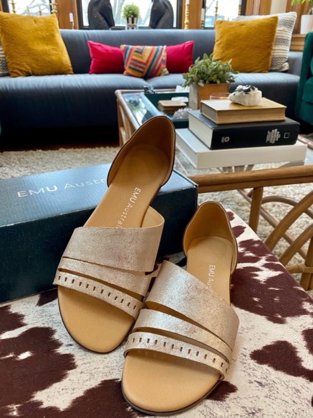 NWT Emu Ibis Metallic Leather Slip On Sandals